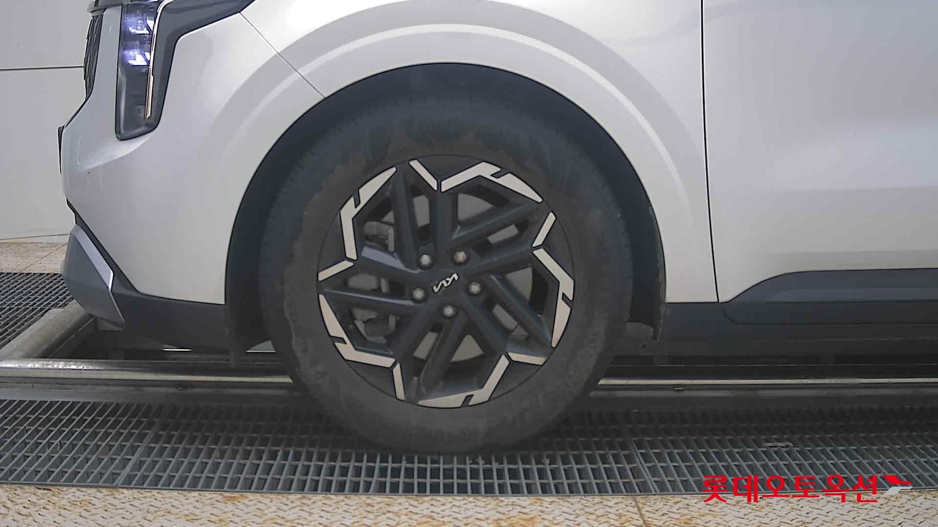 2024 - kia carnival