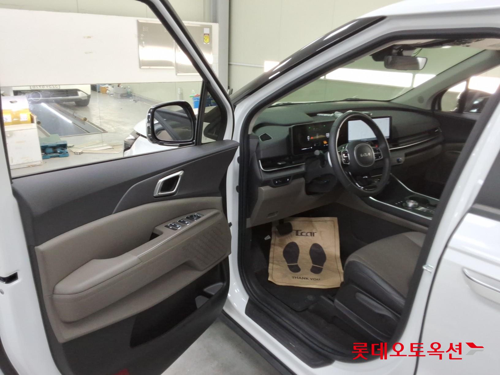 2024 - kia carnival