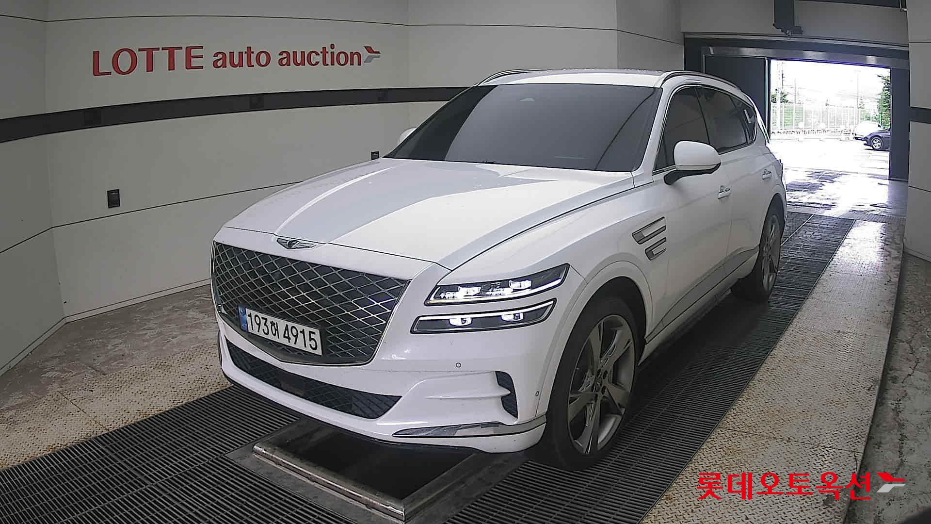 2022 - genesis gv80