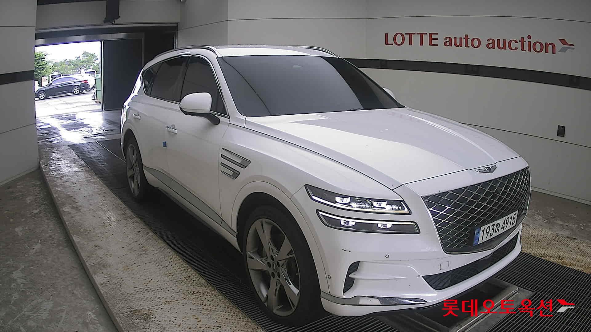 2022 - genesis gv80