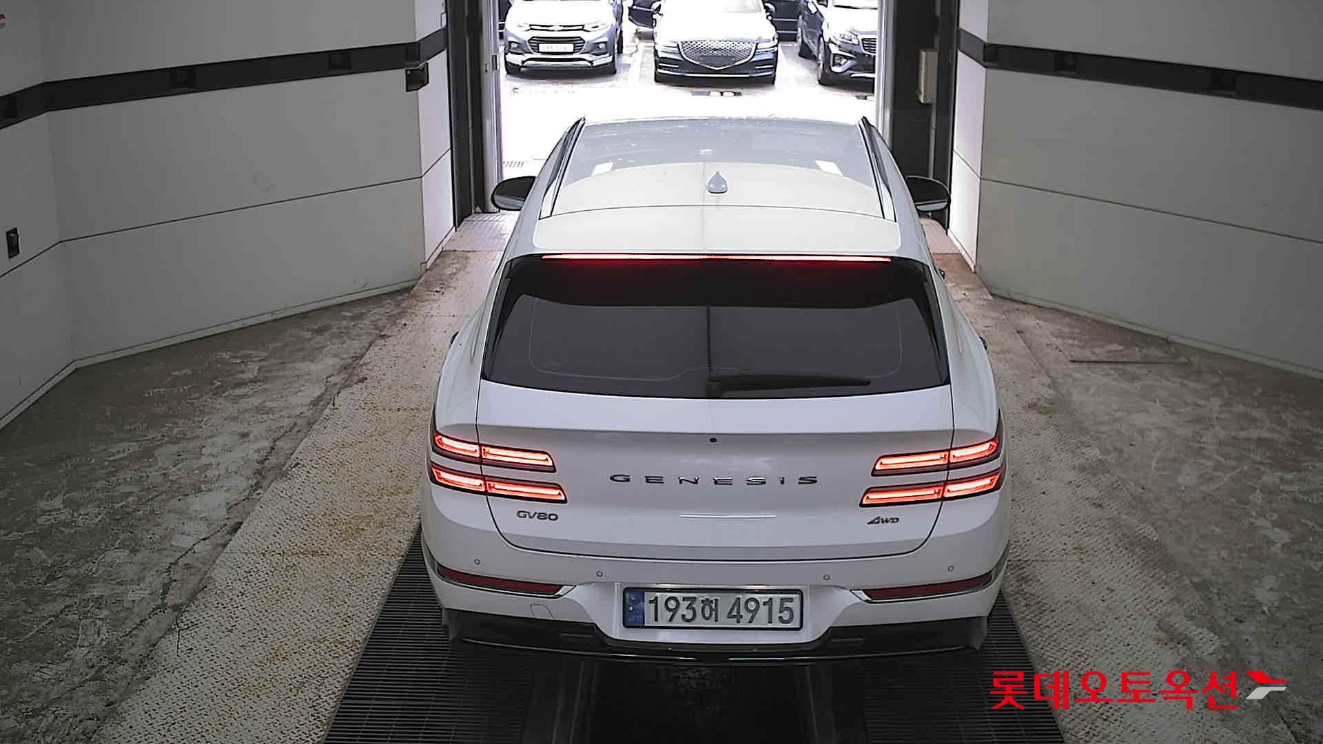 2022 - genesis gv80