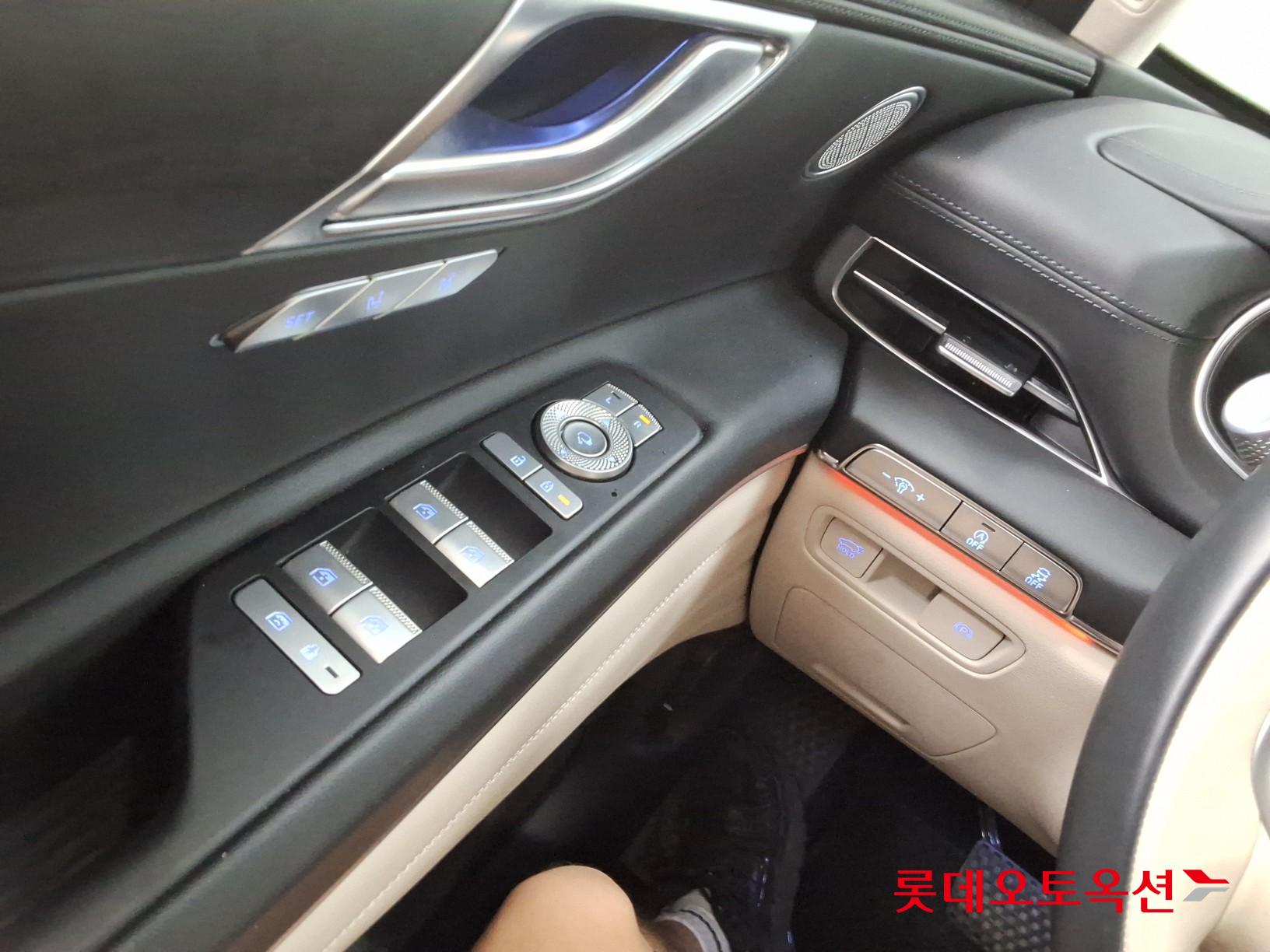 2022 - genesis gv80