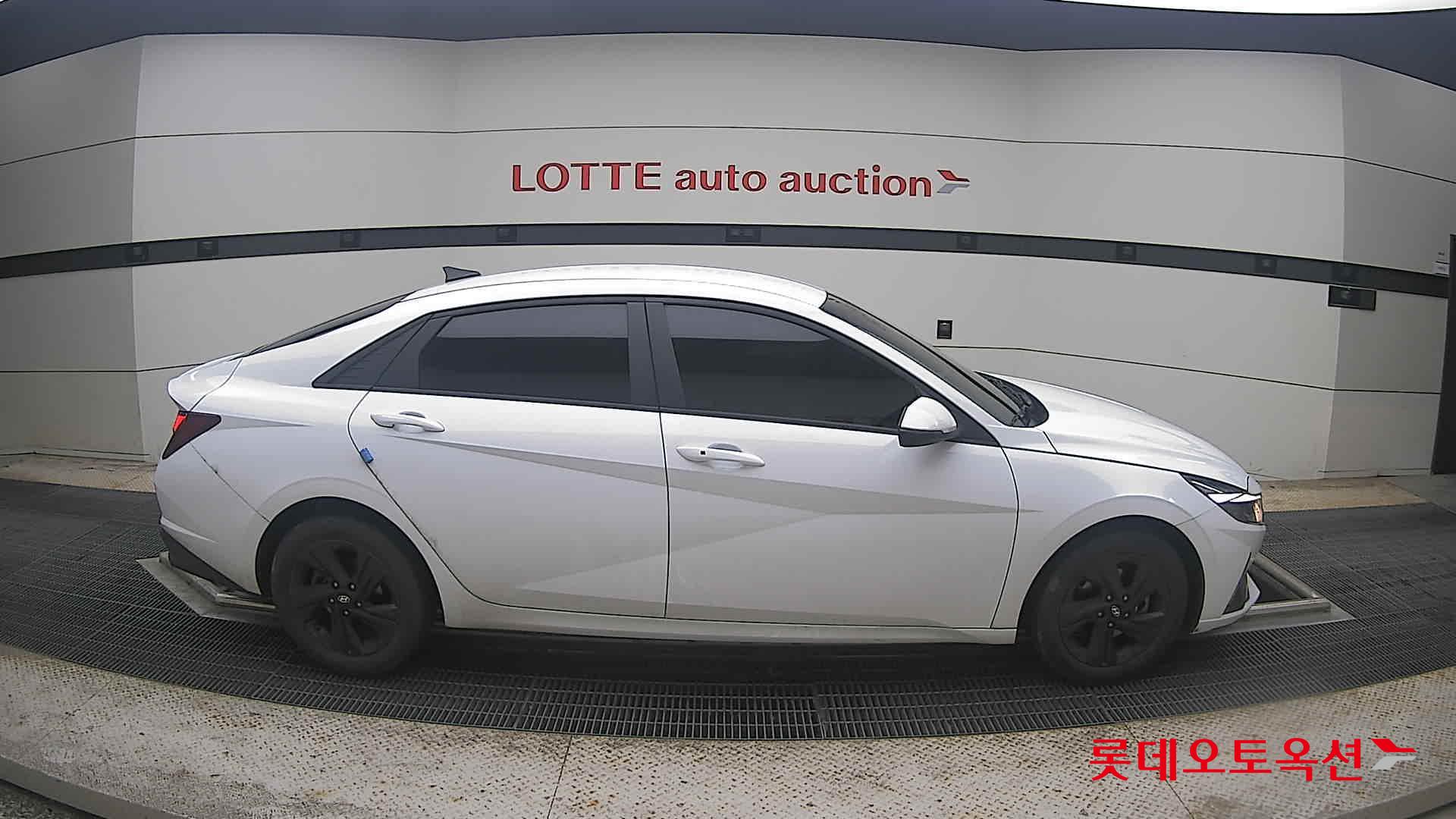 2023 - hyundai avante