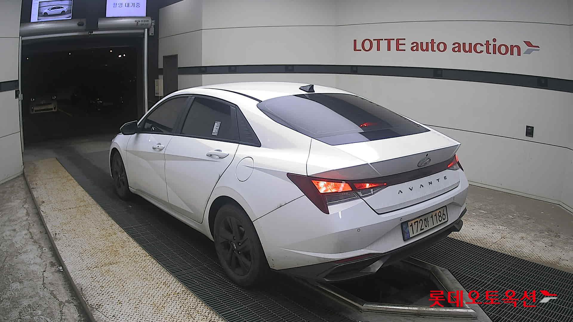 2023 - hyundai avante
