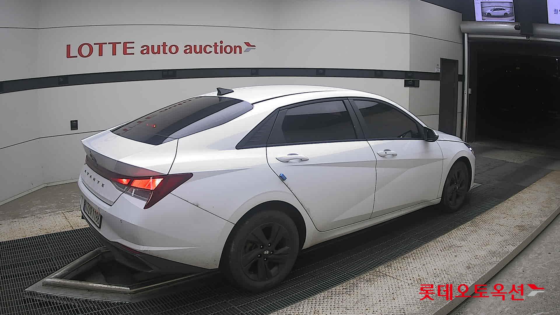2023 - hyundai avante