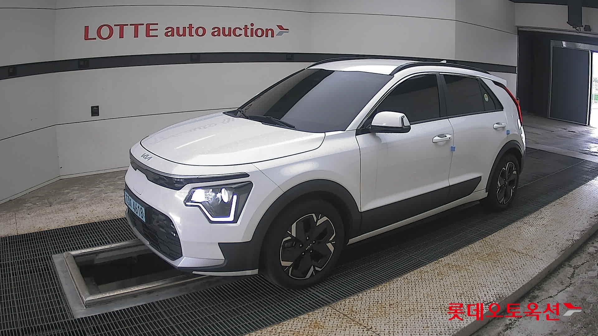 2023 - kia niro