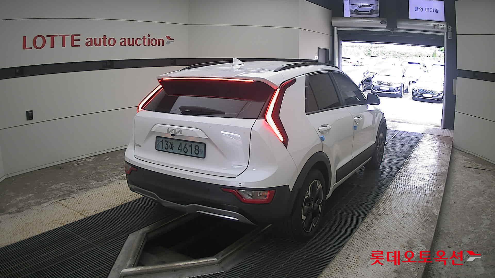 2023 - kia niro