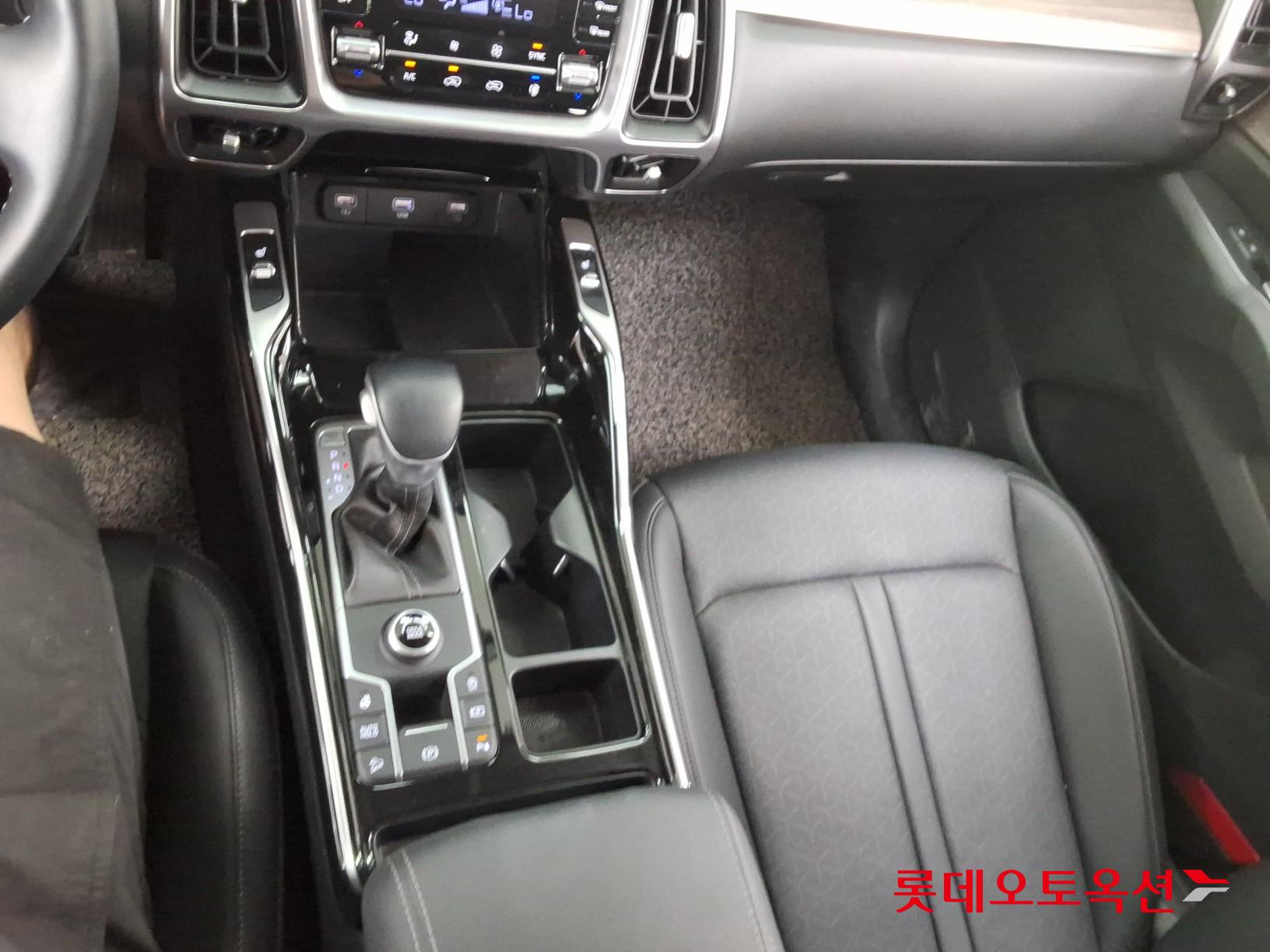 2022 - kia sorento