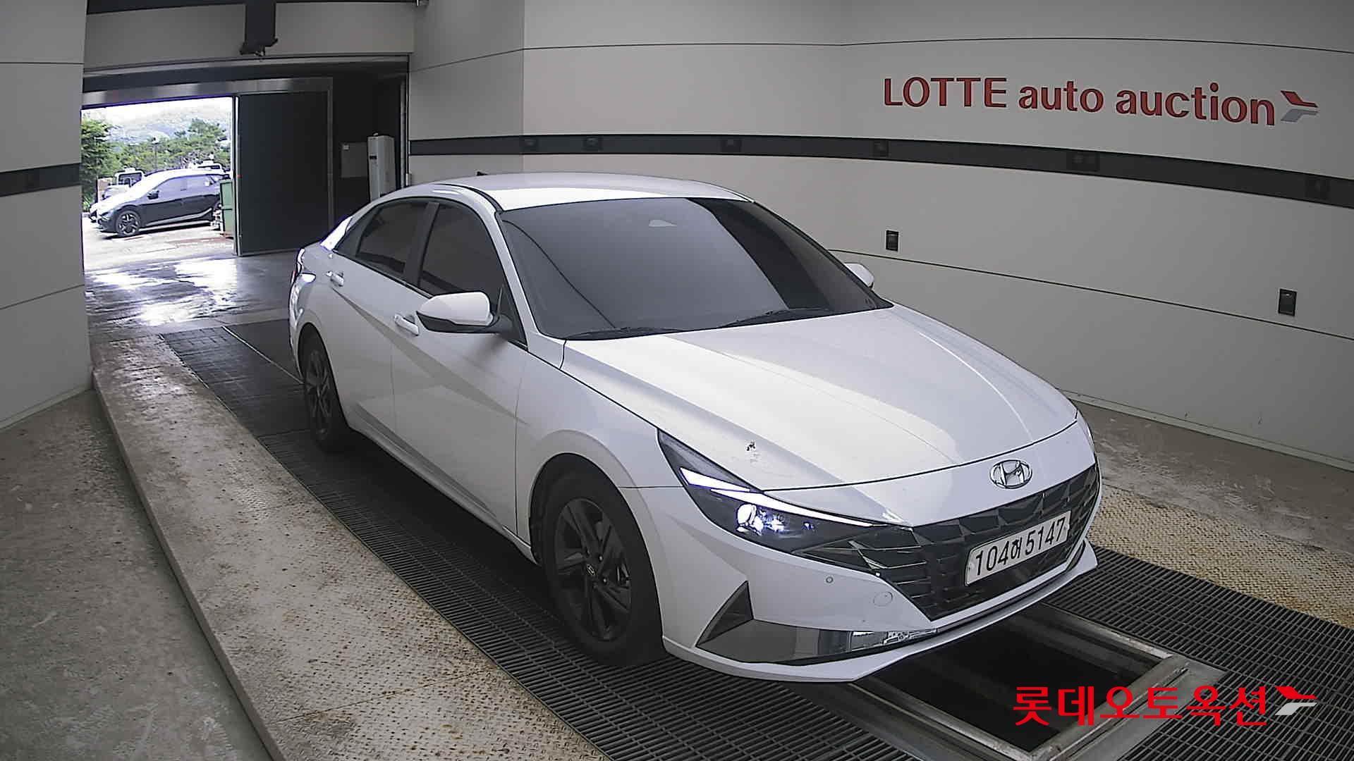 2021 - hyundai avante