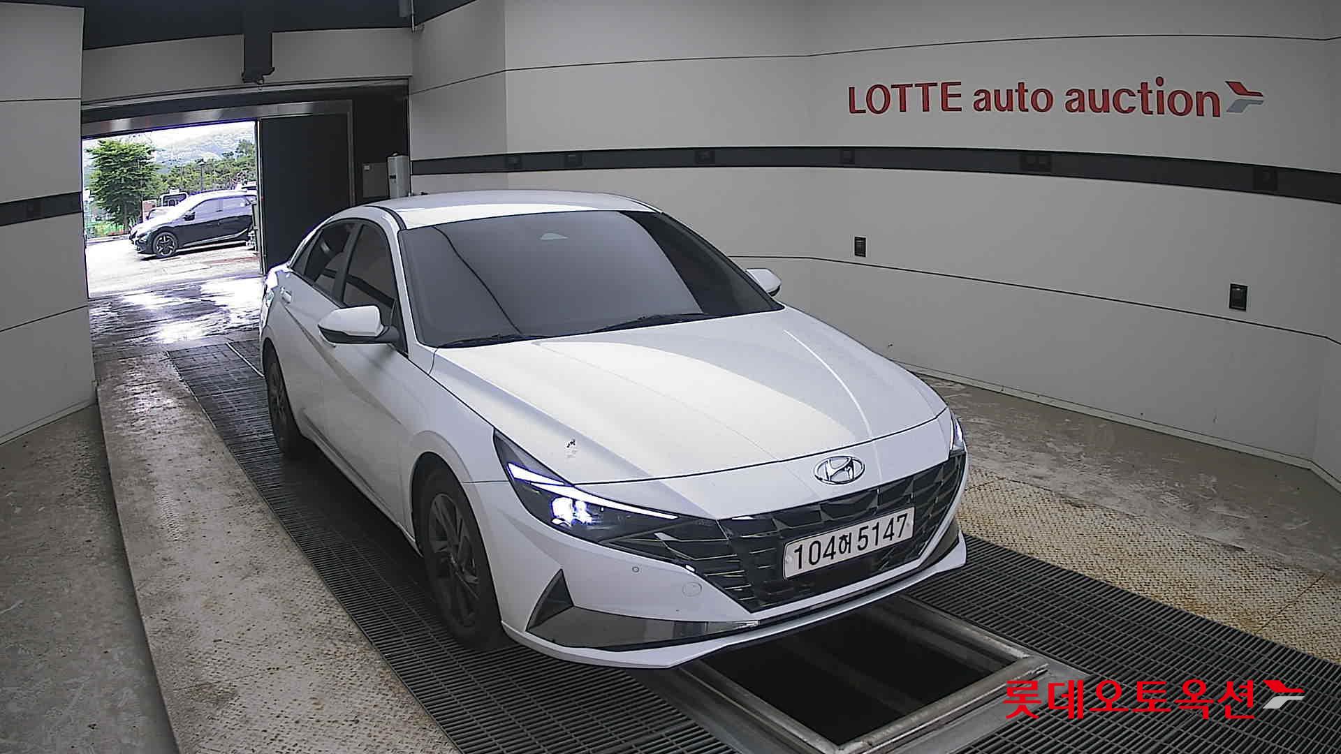 2021 - hyundai avante