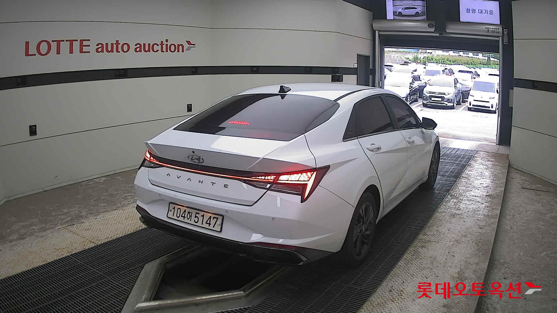 2021 - hyundai avante
