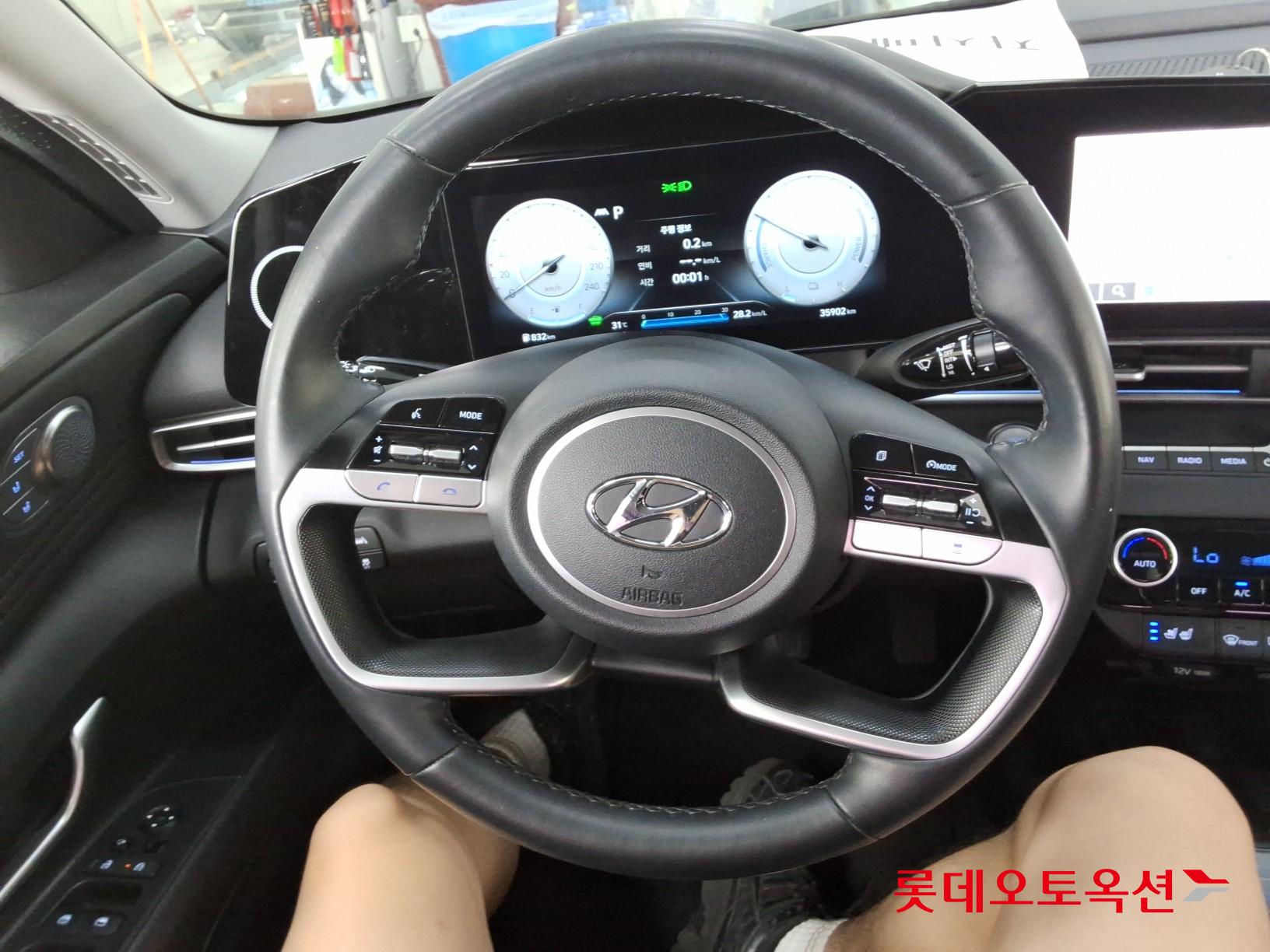 2021 - hyundai avante