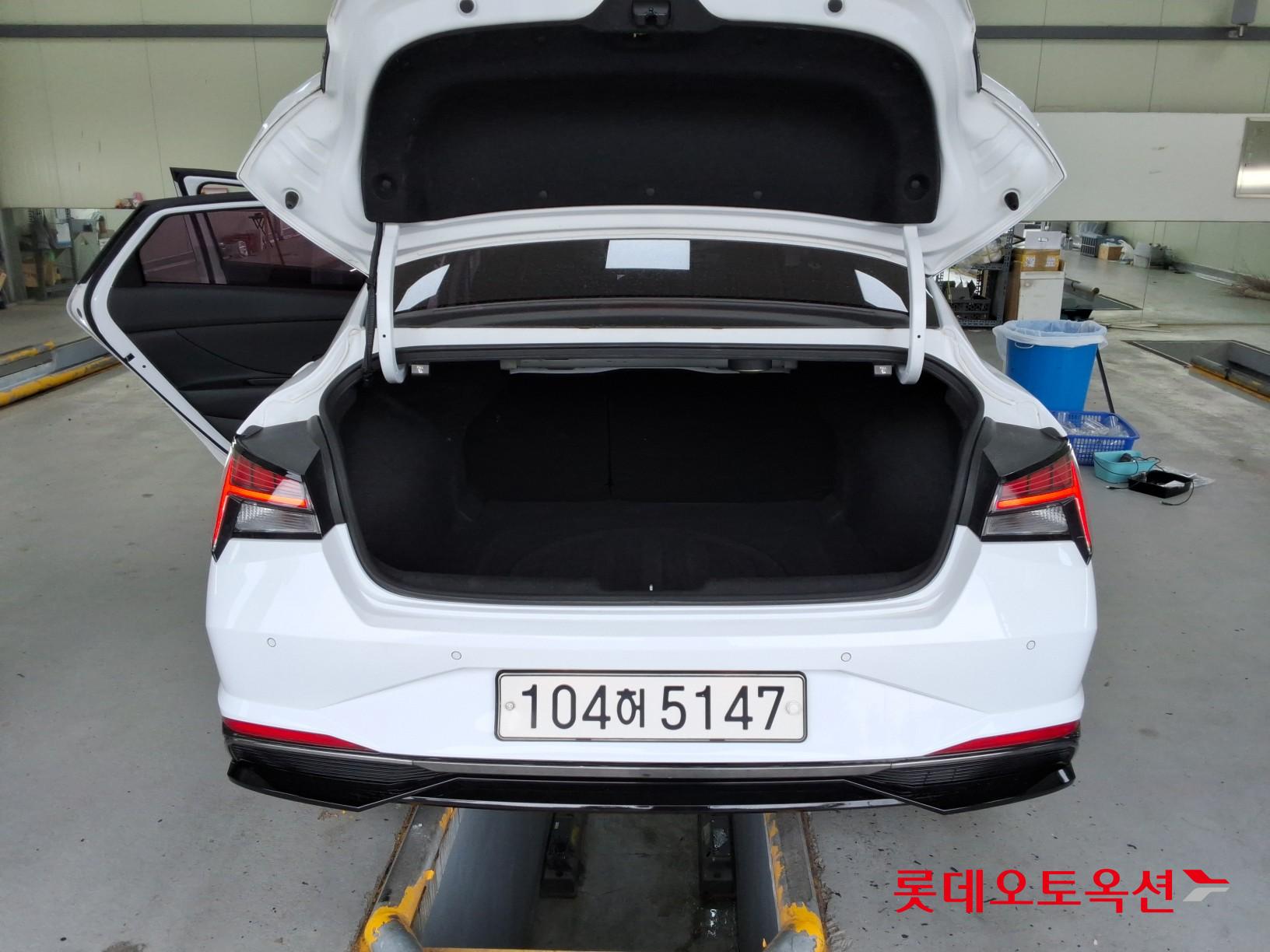 2021 - hyundai avante