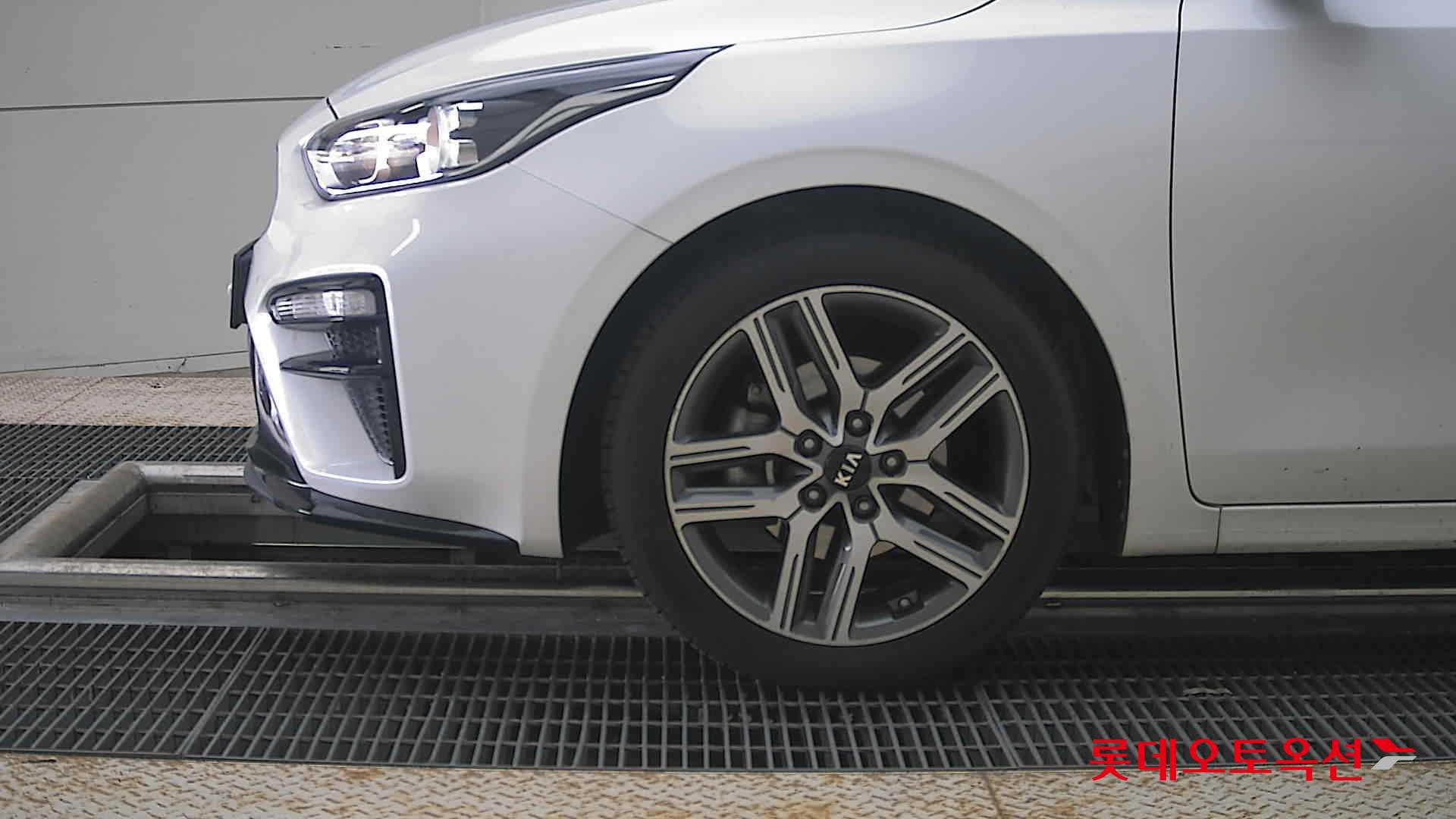2020 - kia k3