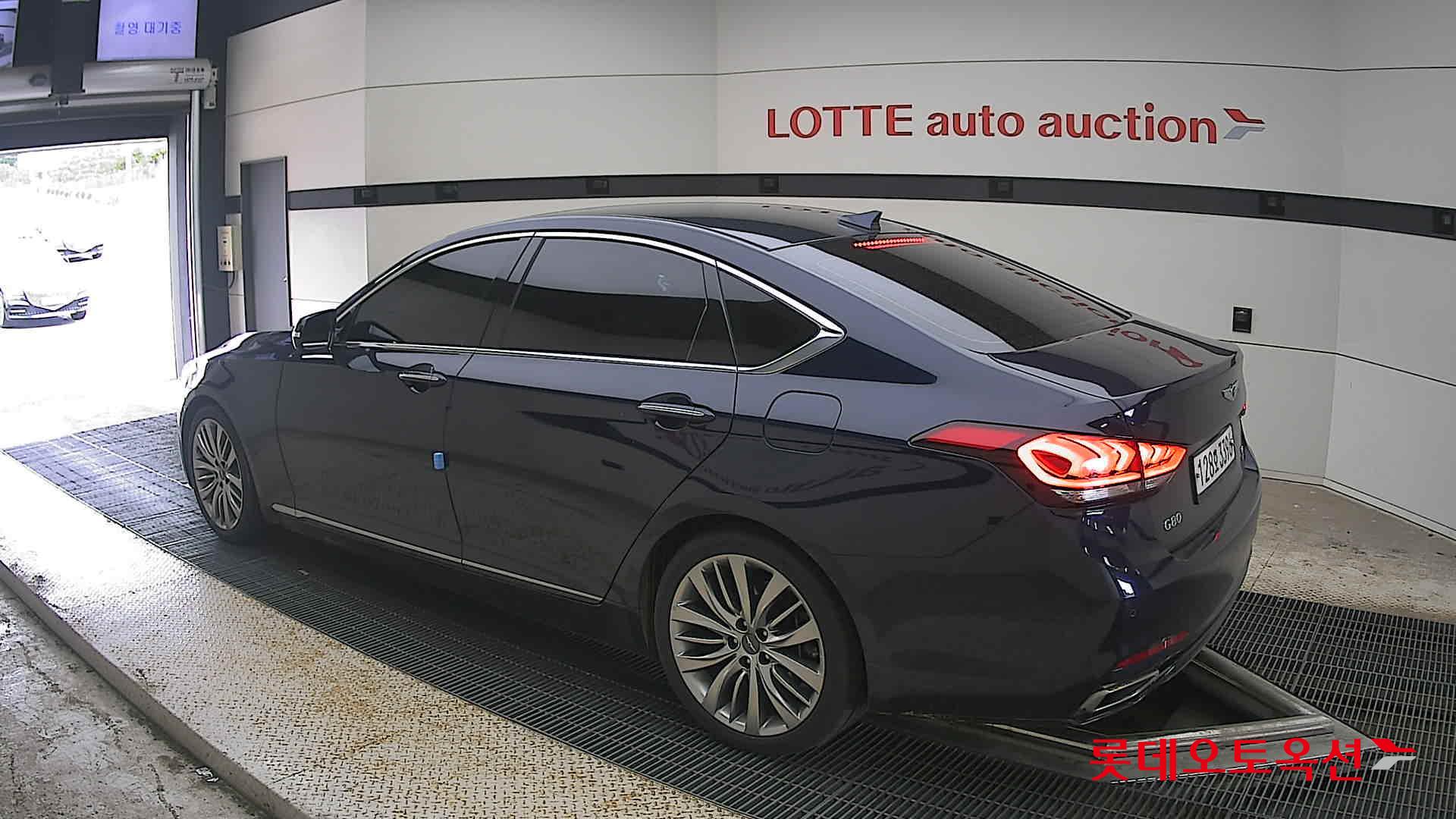 2020 - genesis g80