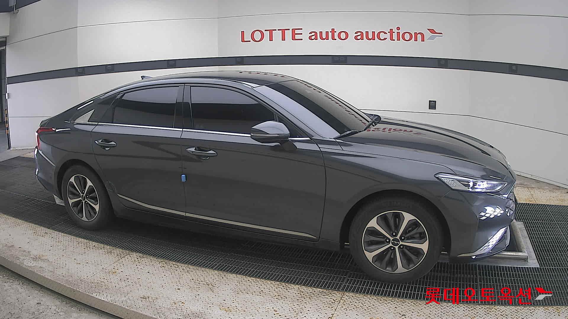 2023 - kia k8
