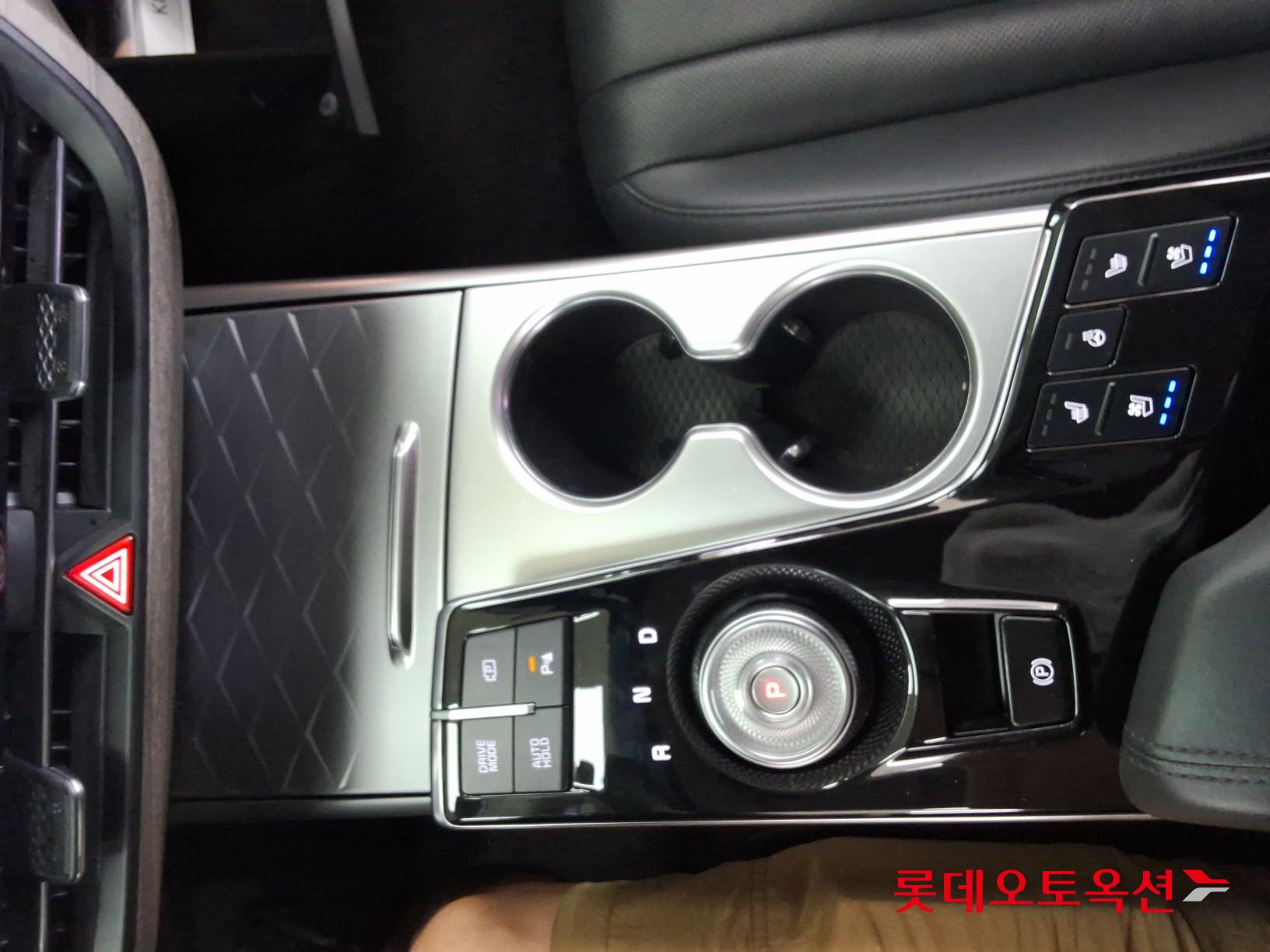 2023 - kia k8