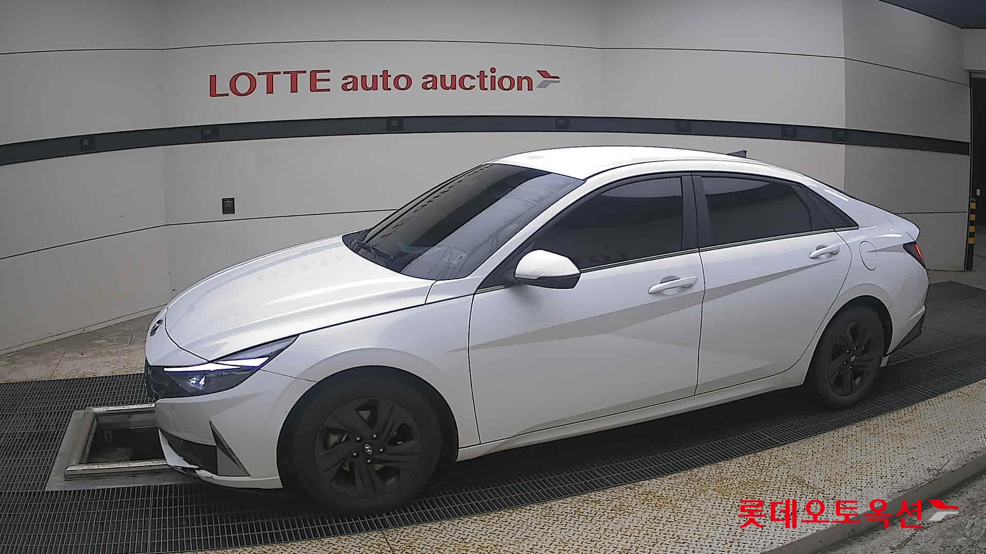 2021 - hyundai avante