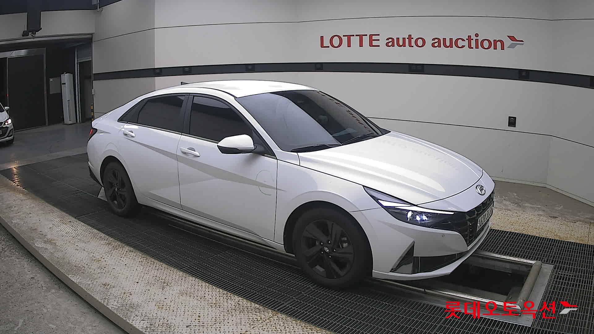 2021 - hyundai avante