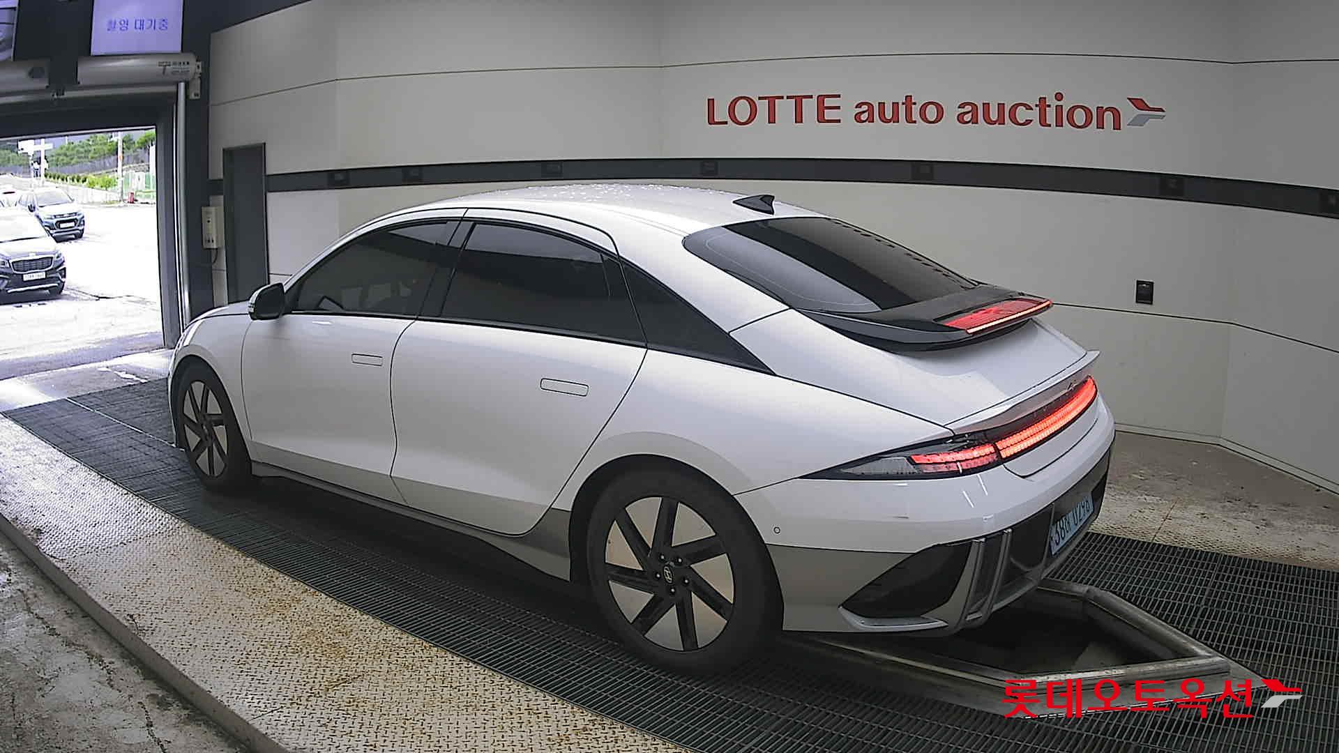 2023 - hyundai ioniq