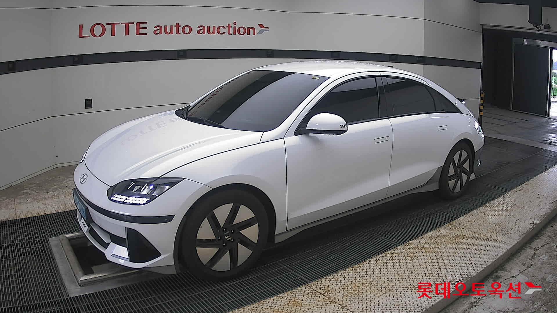 2023 - hyundai ioniq