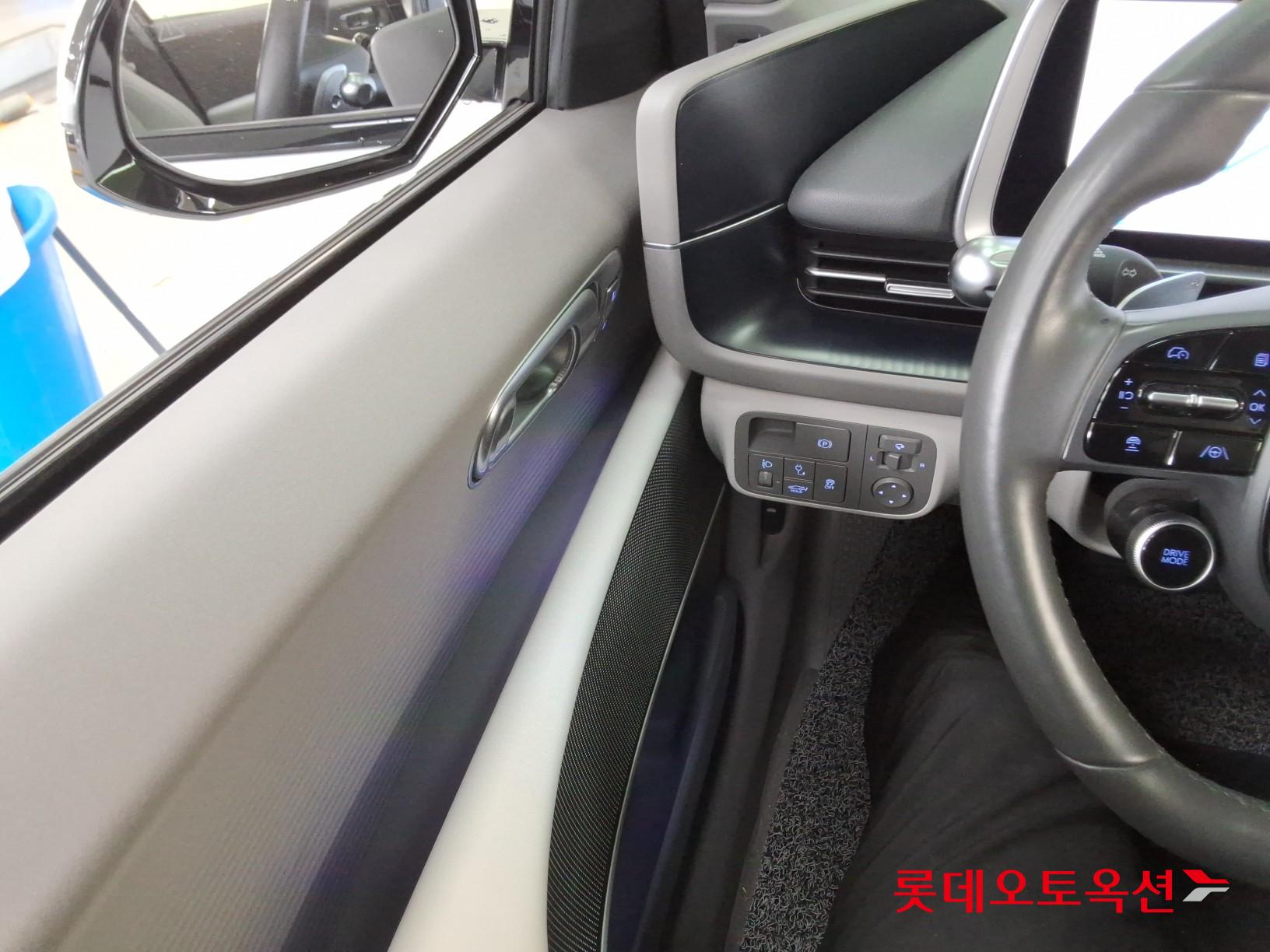 2023 - hyundai ioniq