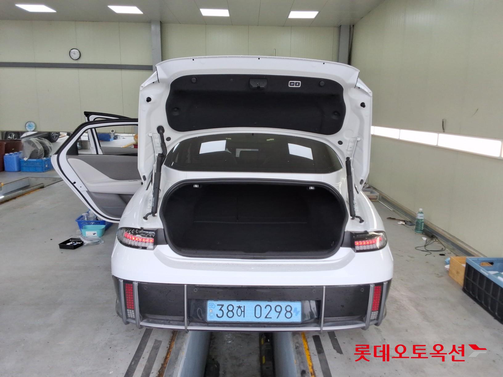 2023 - hyundai ioniq