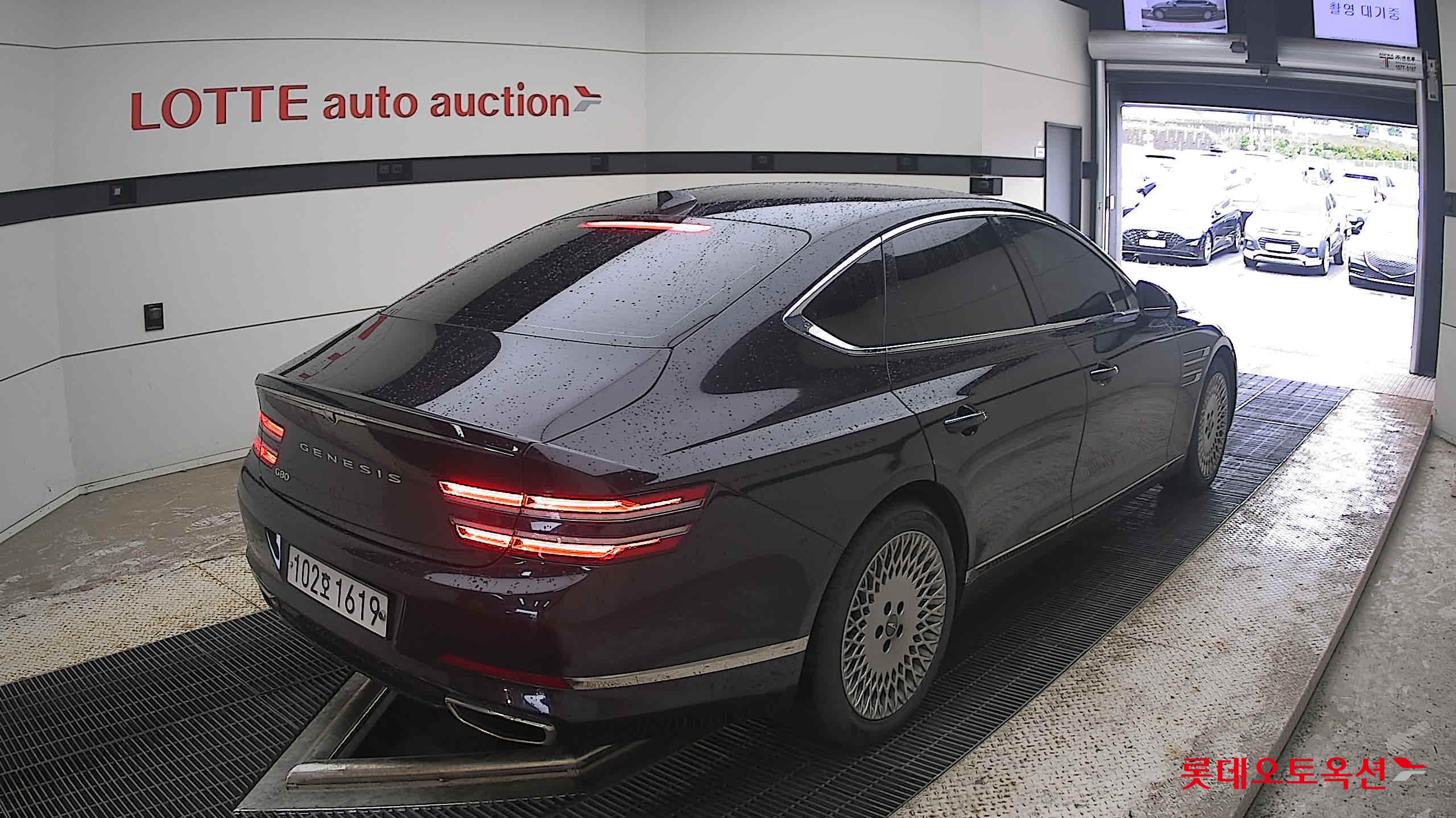 2021 - genesis g80