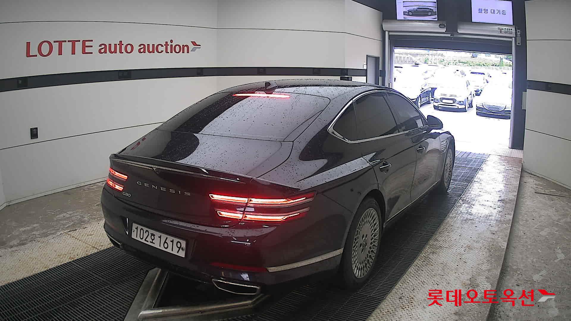 2021 - genesis g80