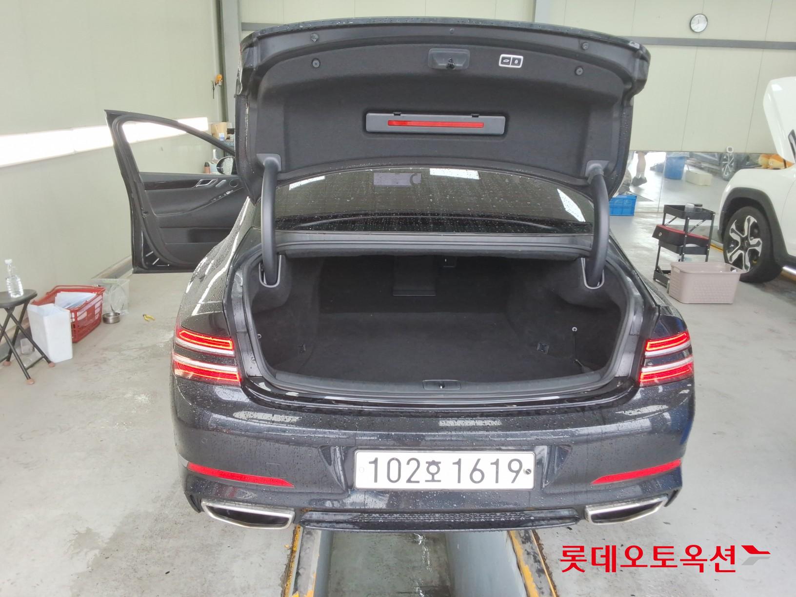 2021 - genesis g80