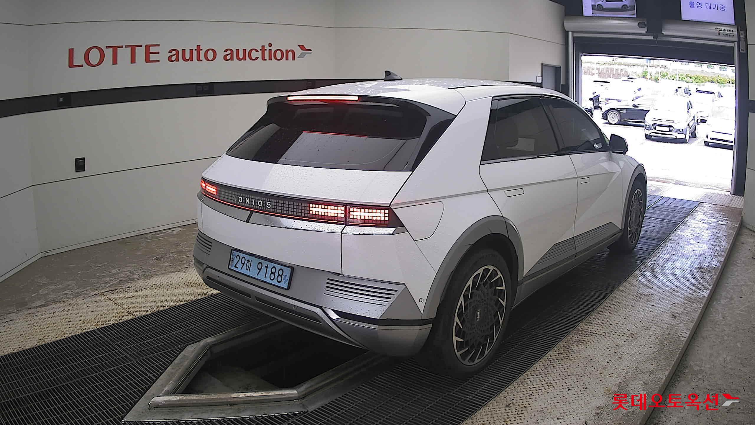 2022 - hyundai ioniq