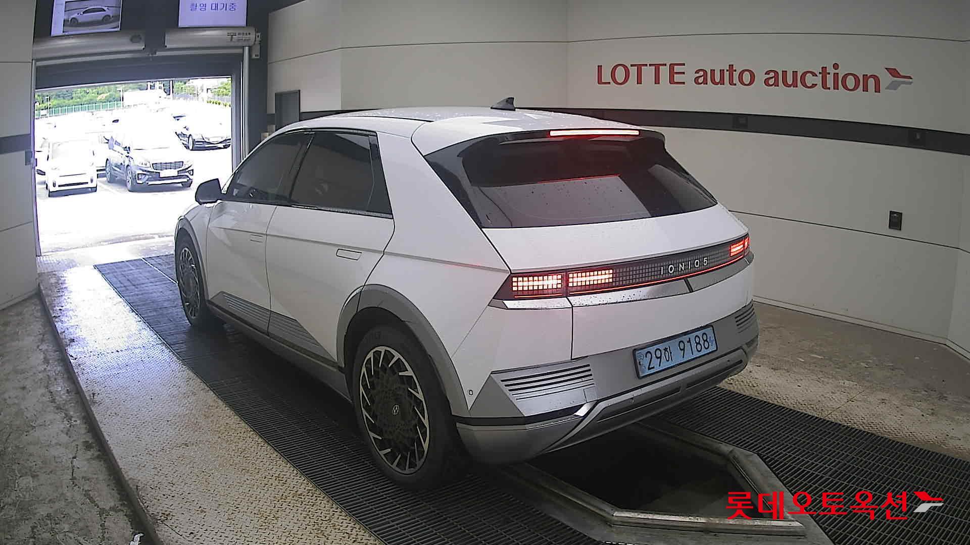 2022 - hyundai ioniq
