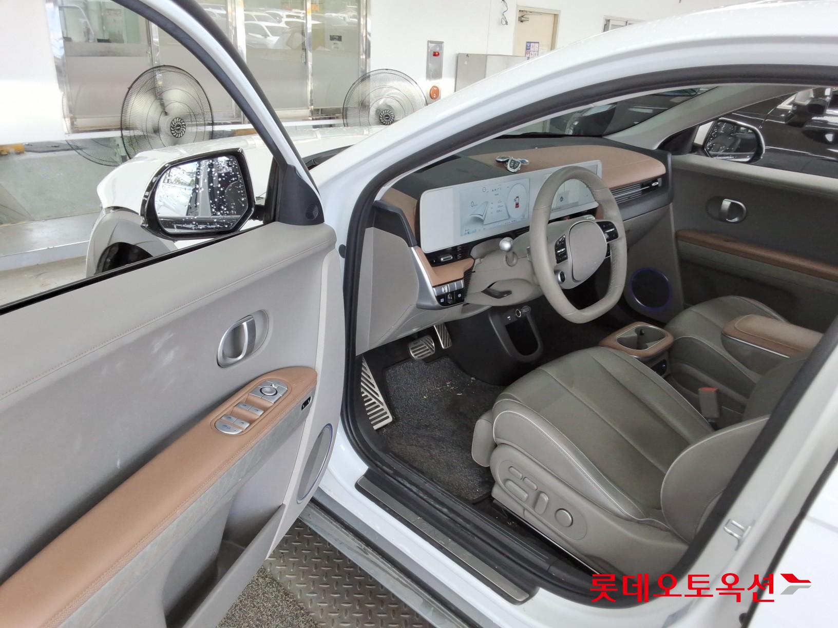 2022 - hyundai ioniq