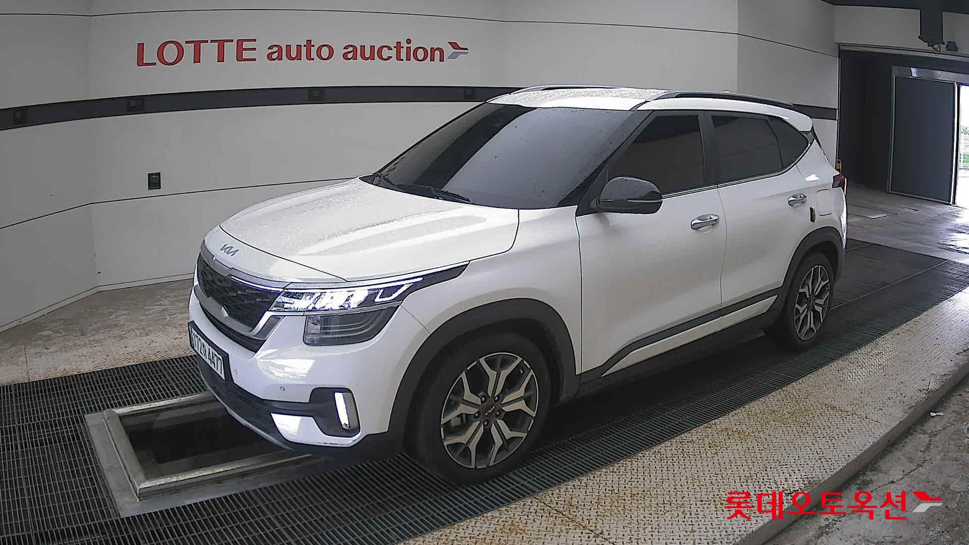 2023 - kia seltos