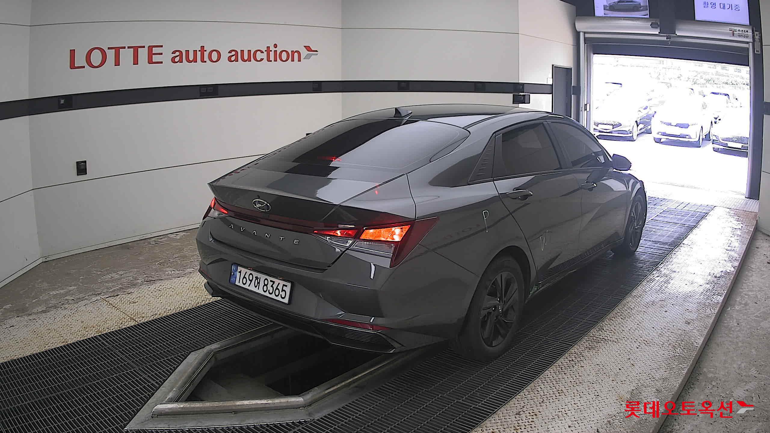 2023 - hyundai avante