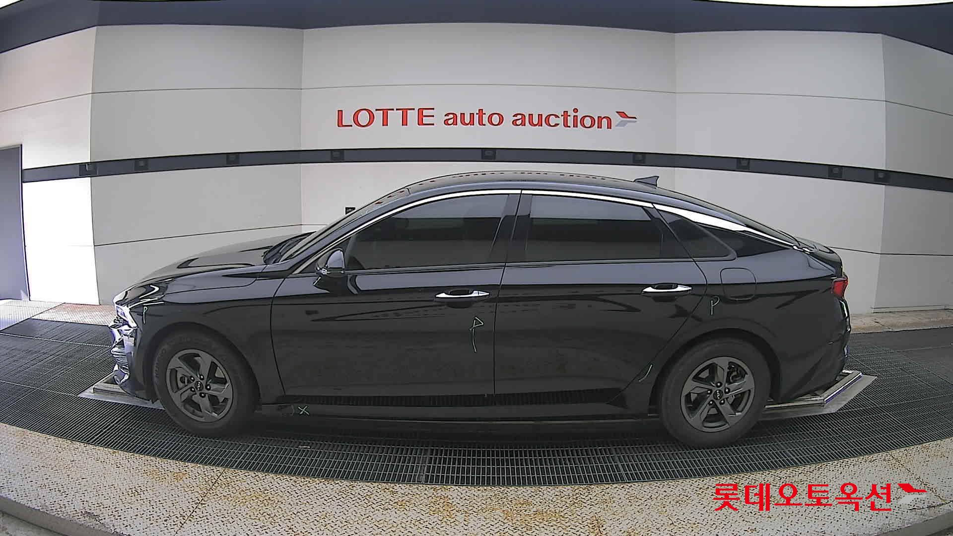 2023 - kia k5