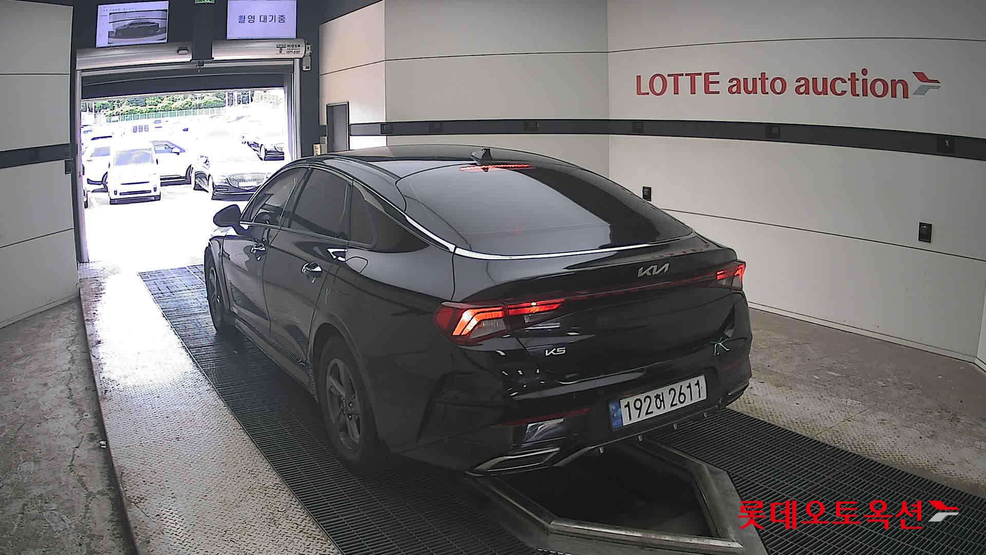 2023 - kia k5