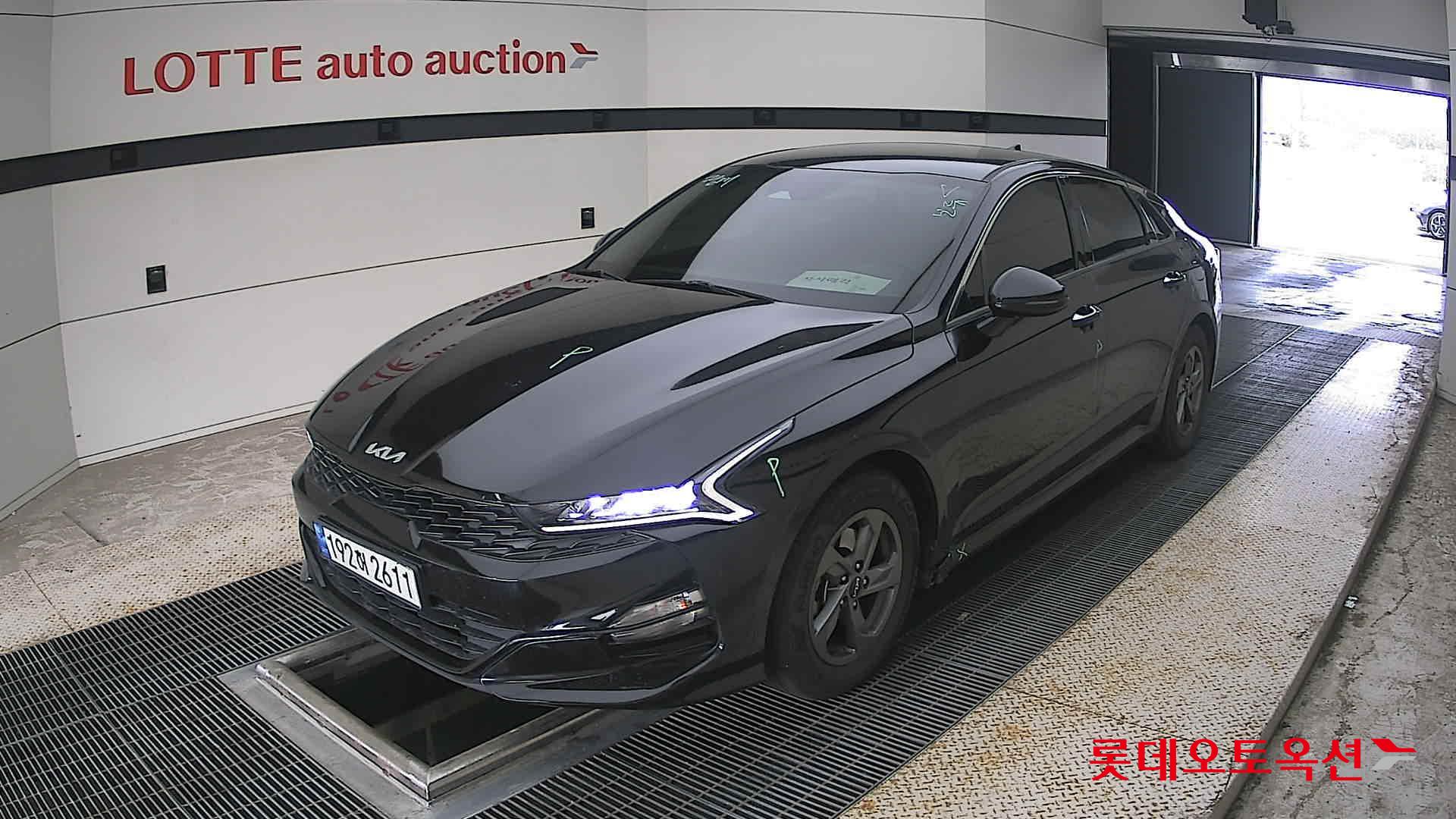 2023 - kia k5