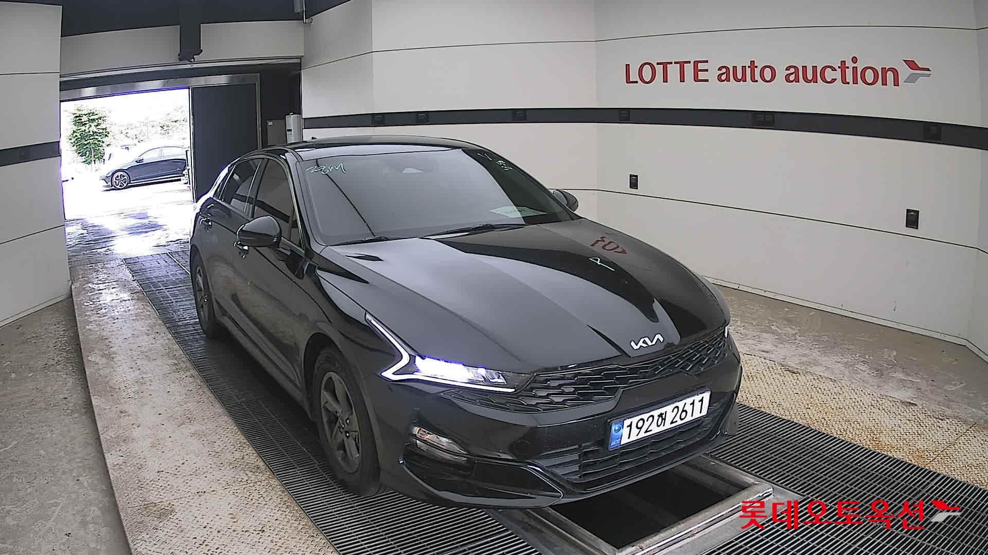 2023 - kia k5