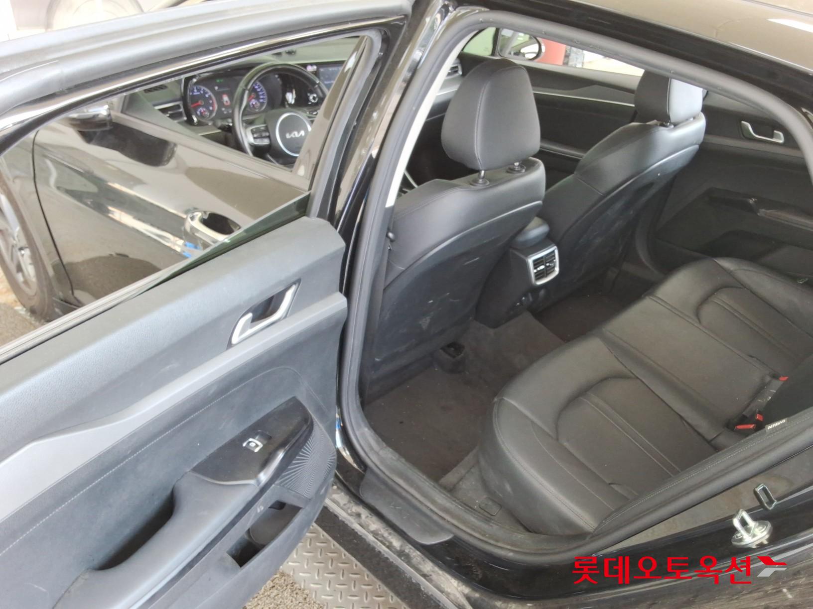 2023 - kia k5