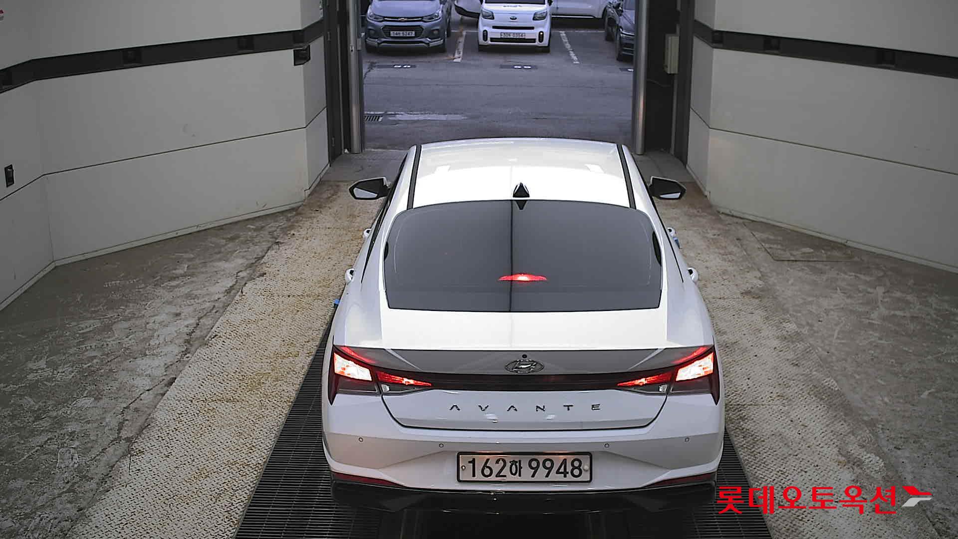 2021 - hyundai avante