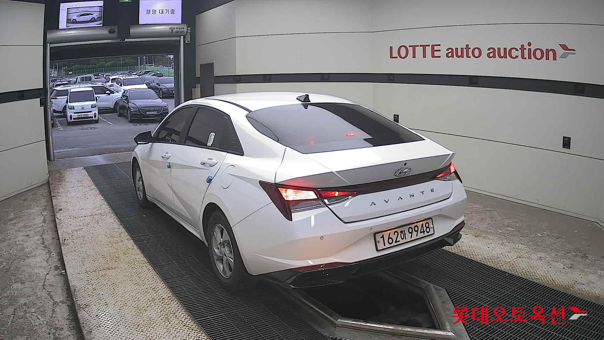 2021 - hyundai avante