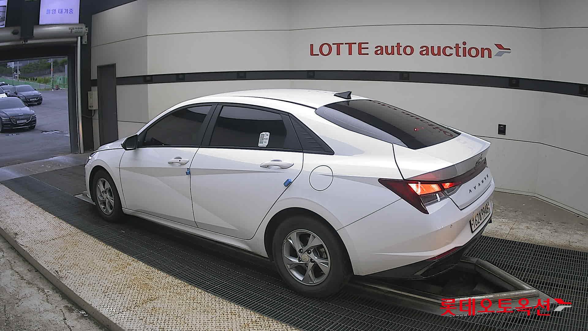 2021 - hyundai avante