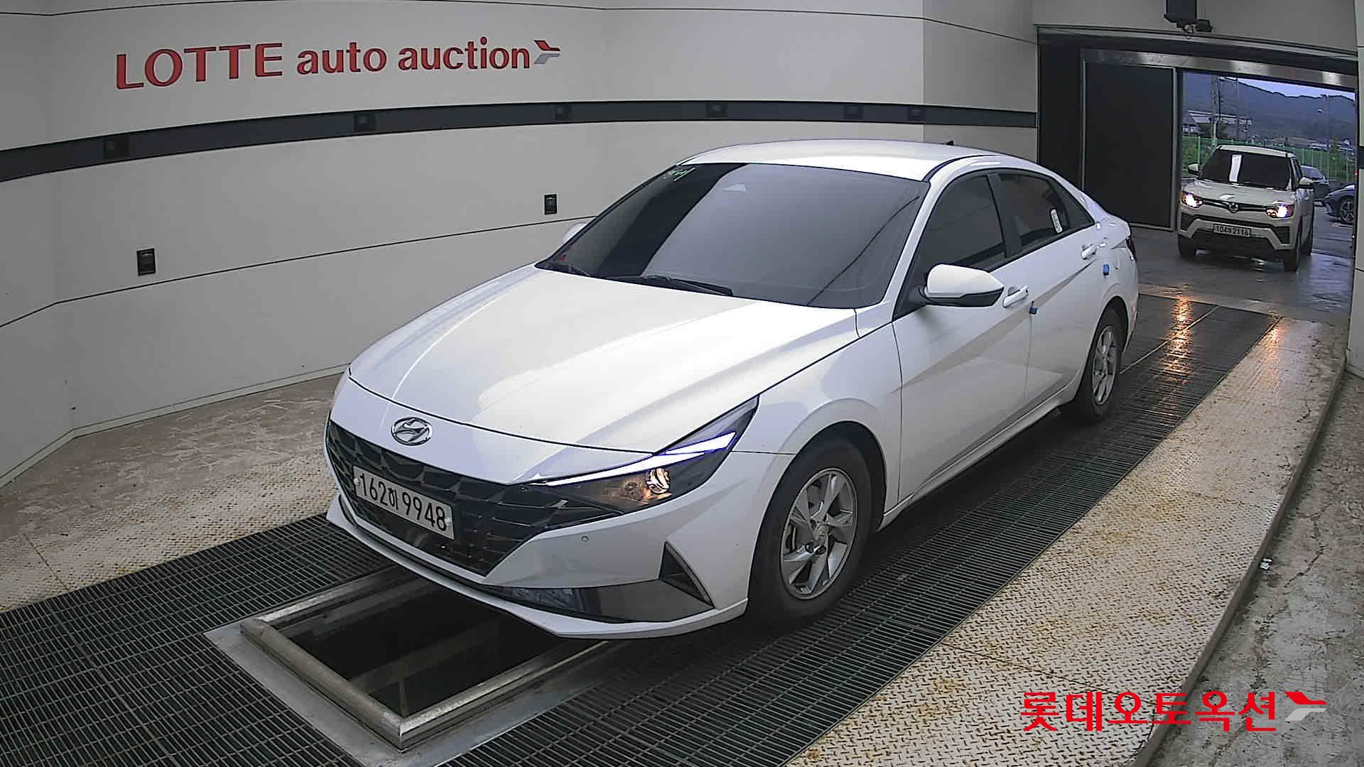 2021 - hyundai avante