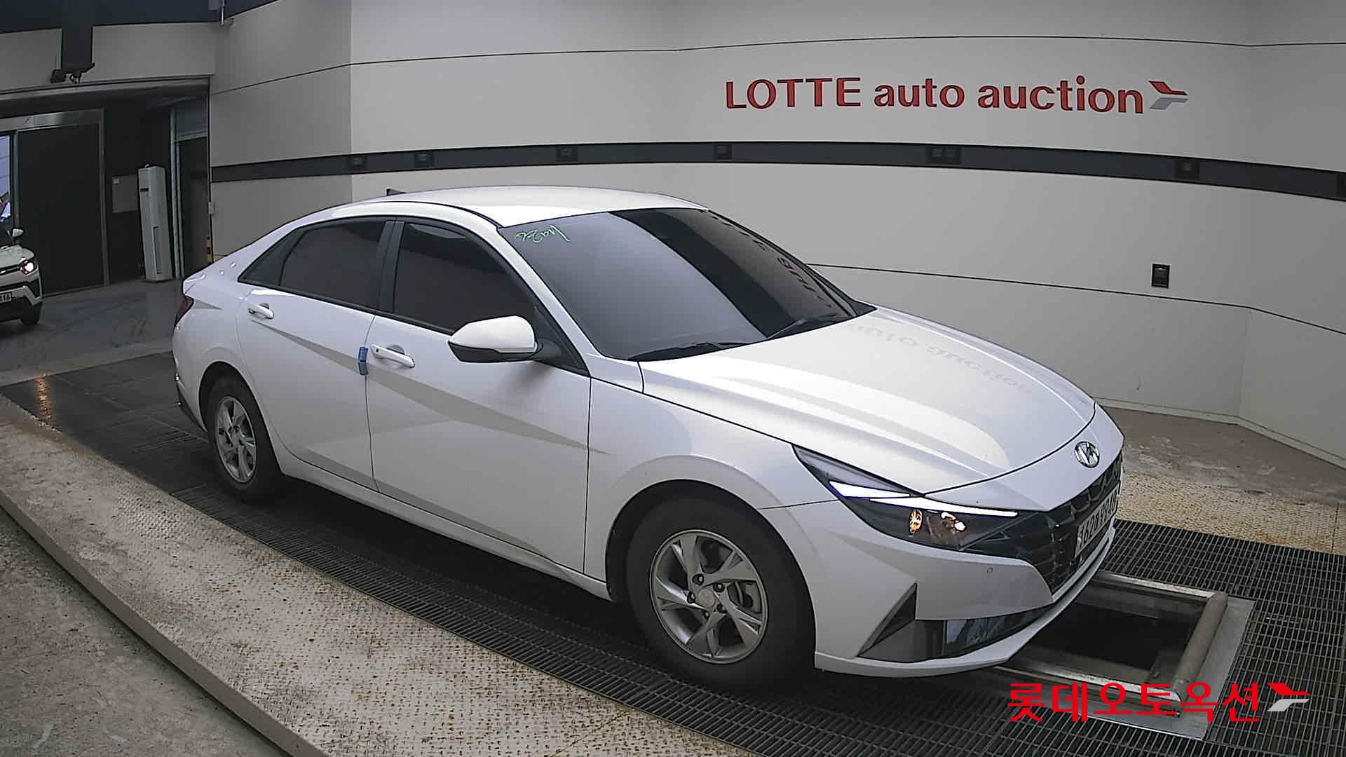 2021 - hyundai avante