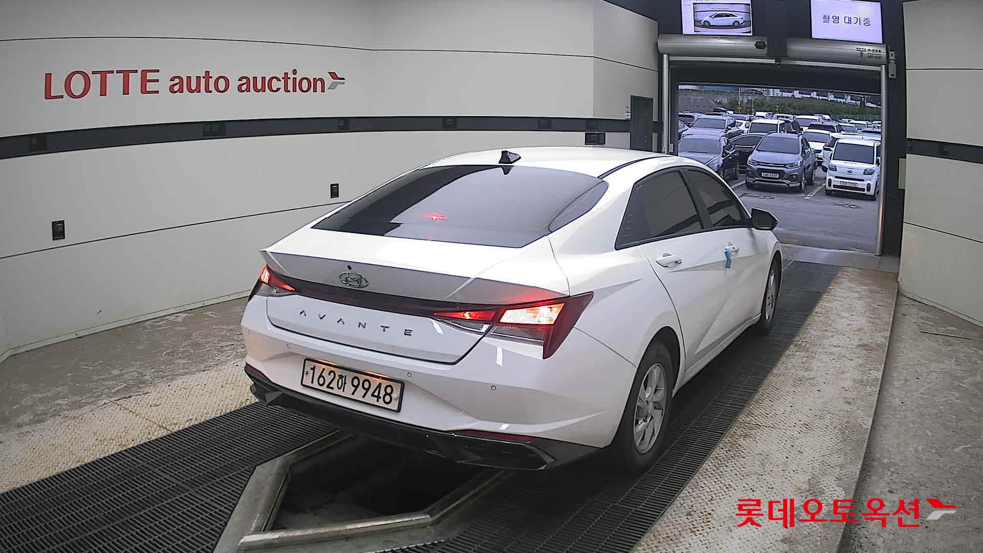 2021 - hyundai avante