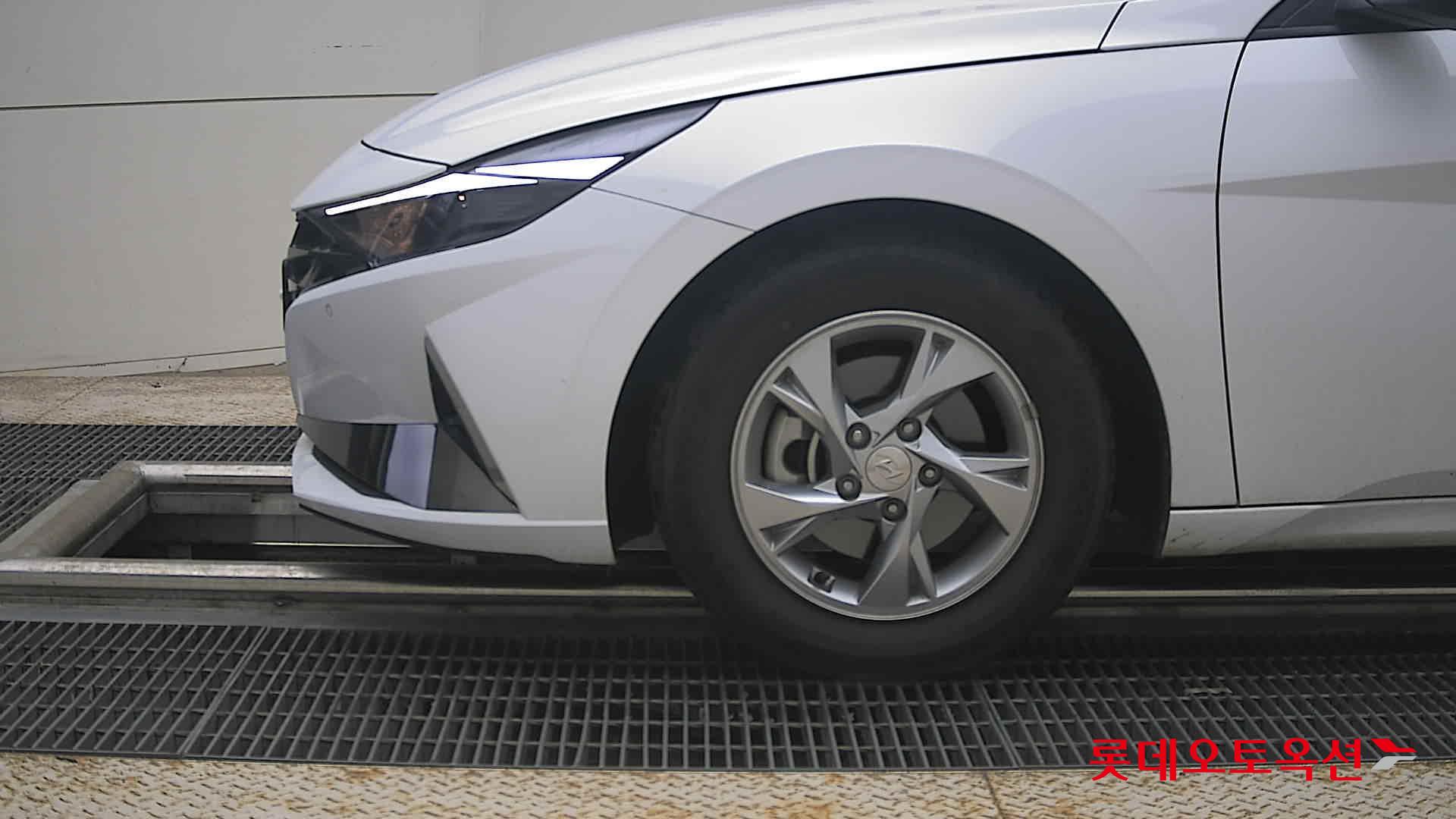 2021 - hyundai avante