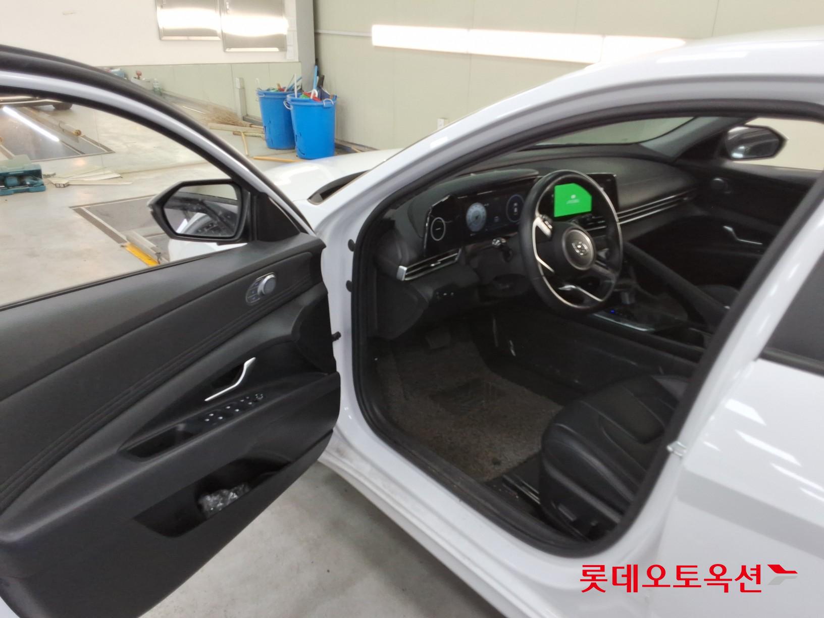 2021 - hyundai avante