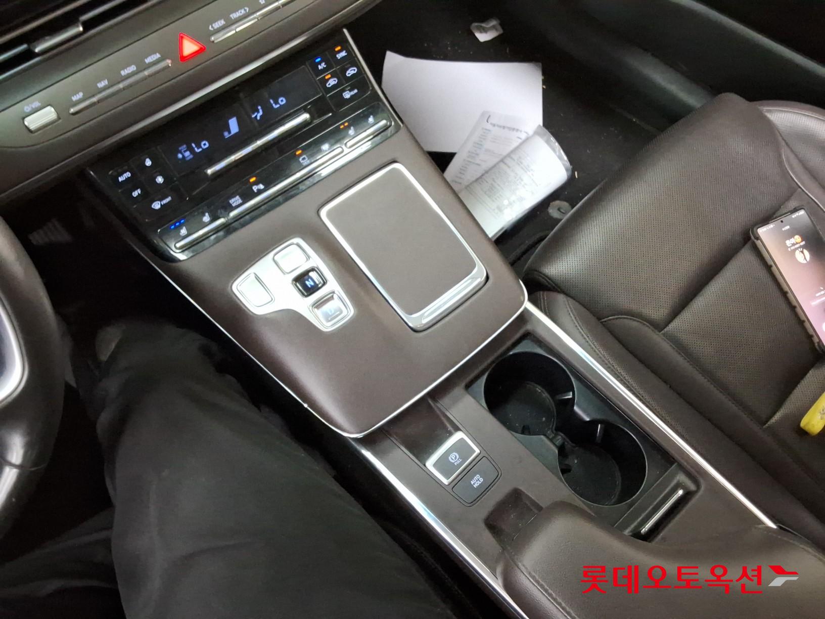 2020 - hyundai grandeur