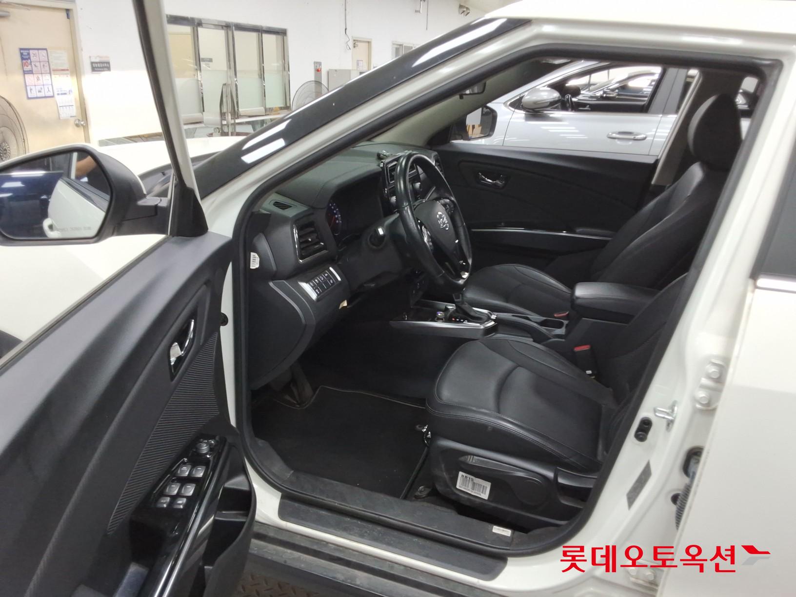 2022 - ssangyong tivoli